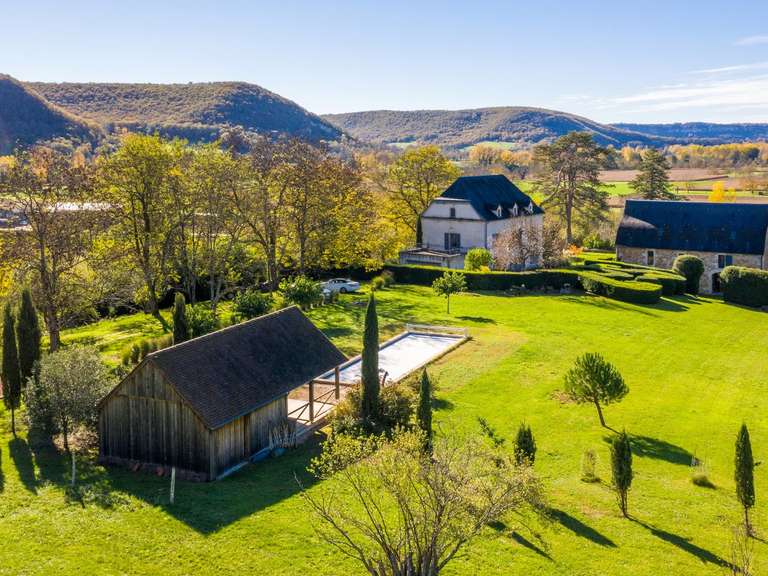 House Figeac - 8 bedrooms - 600m²