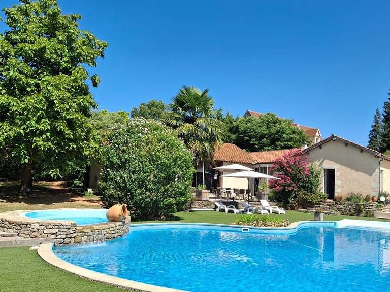 Maison Figeac - 9 chambres - 319m²