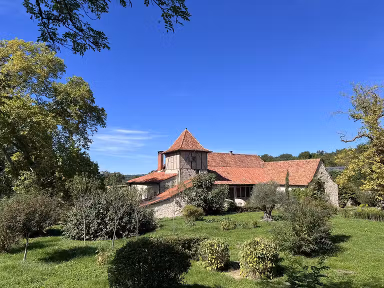 Propriété Figeac - 5 chambres - 298m²
