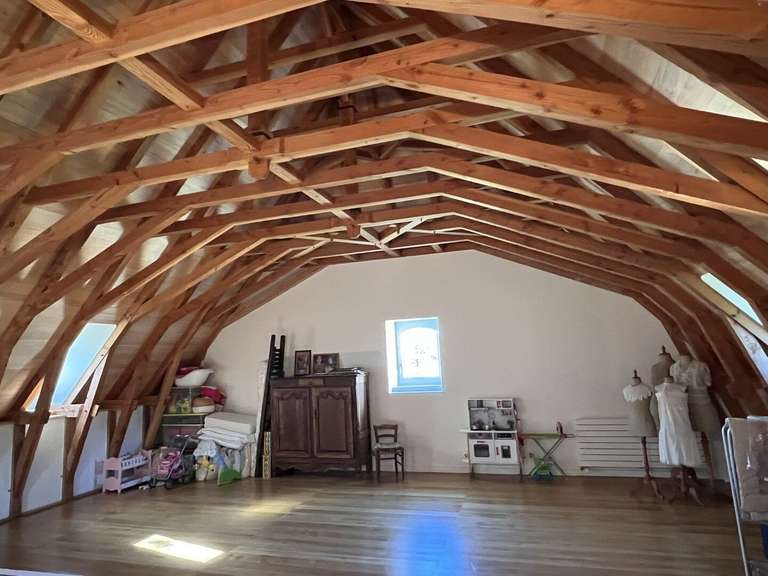 Propriété Figeac - 8 chambres - 600m²