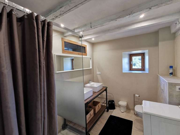 Propriété Figeac - 12 chambres - 400m²
