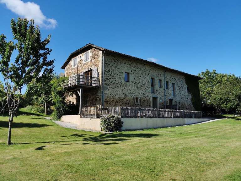 Propriété Figeac - 12 chambres - 400m²
