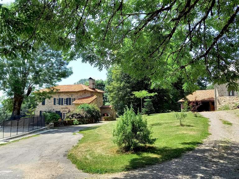 Propriété Figeac - 9 chambres - 590m²