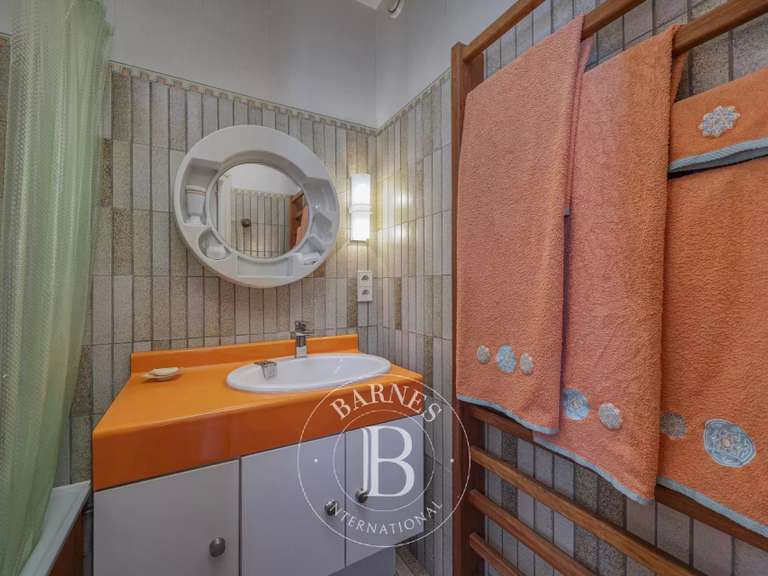 Maison Fillinges - 8 chambres - 250m²