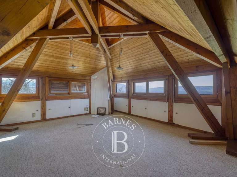 Maison Fillinges - 8 chambres - 250m²