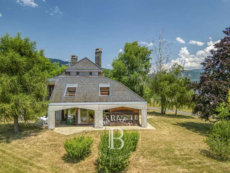 Maison Fillinges - 8 chambres - 250m²