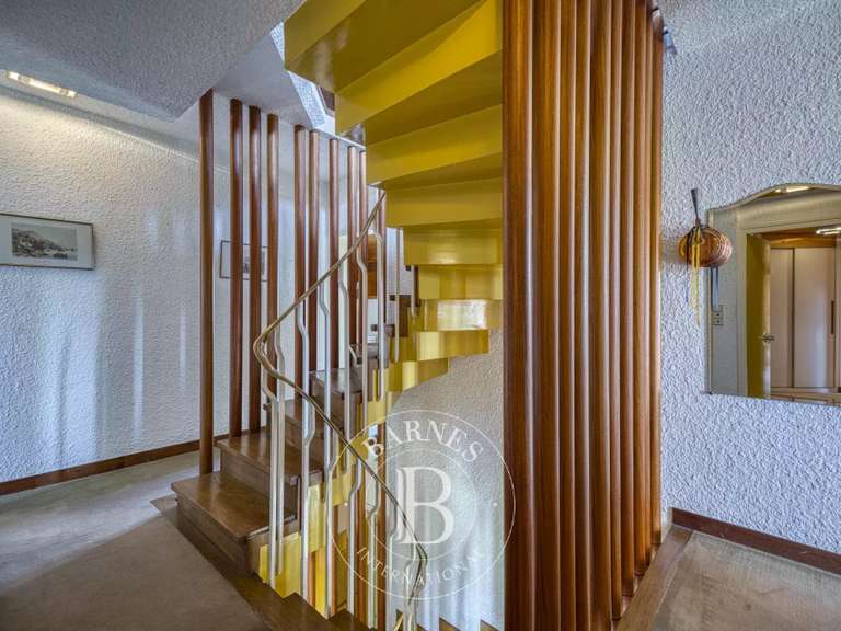 Maison Fillinges - 8 chambres - 250m²