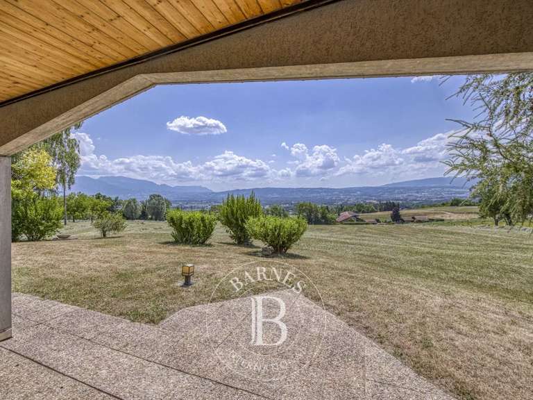 Maison Fillinges - 8 chambres - 250m²