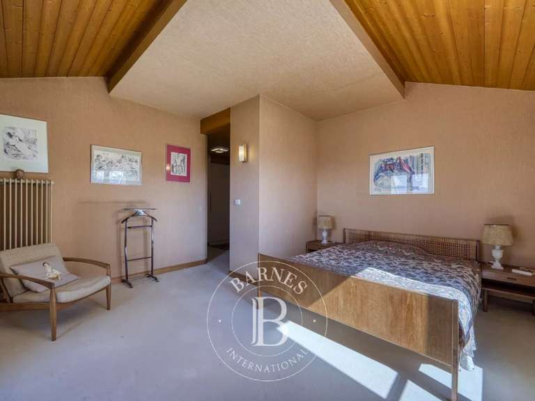 Maison Fillinges - 8 chambres - 250m²