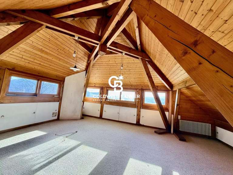 Maison Fillinges - 7 chambres - 250m²