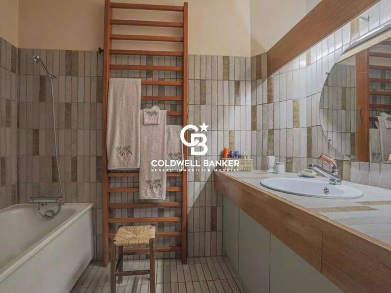 Maison Fillinges - 7 chambres - 250m²