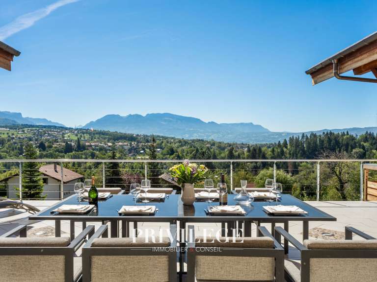 Maison Fillinges - 8 chambres - 500m²
