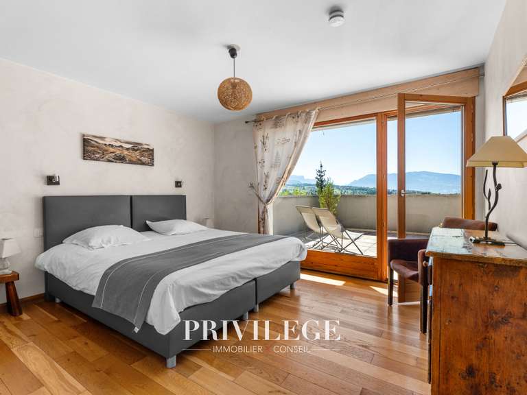 Maison Fillinges - 8 chambres - 500m²
