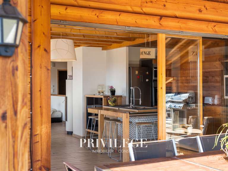 Maison Fillinges - 8 chambres - 500m²