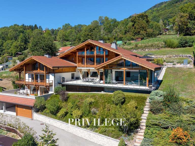 Maison Fillinges - 8 chambres - 500m²