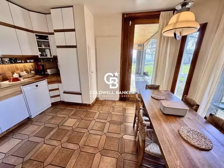 Maison Fillinges - 7 chambres - 250m²