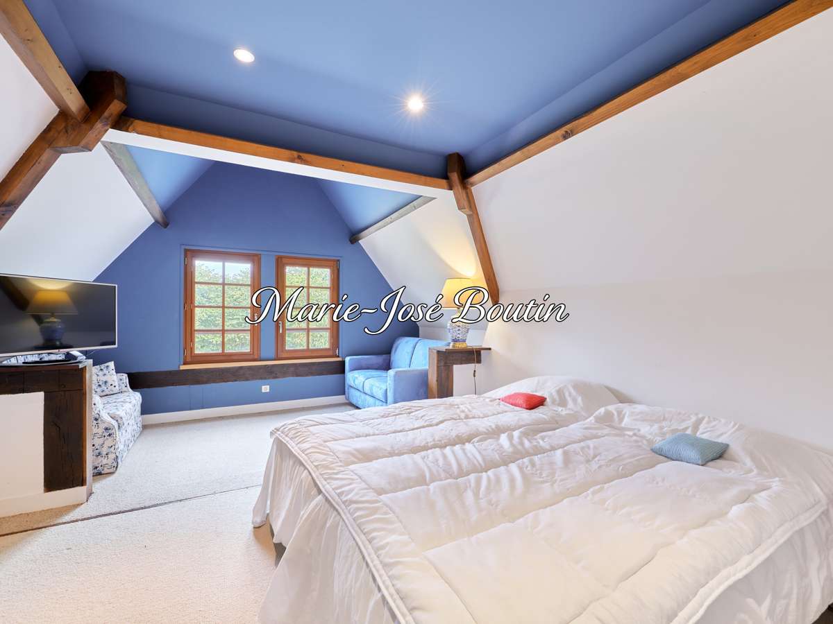 House Fiquefleur-Équainville