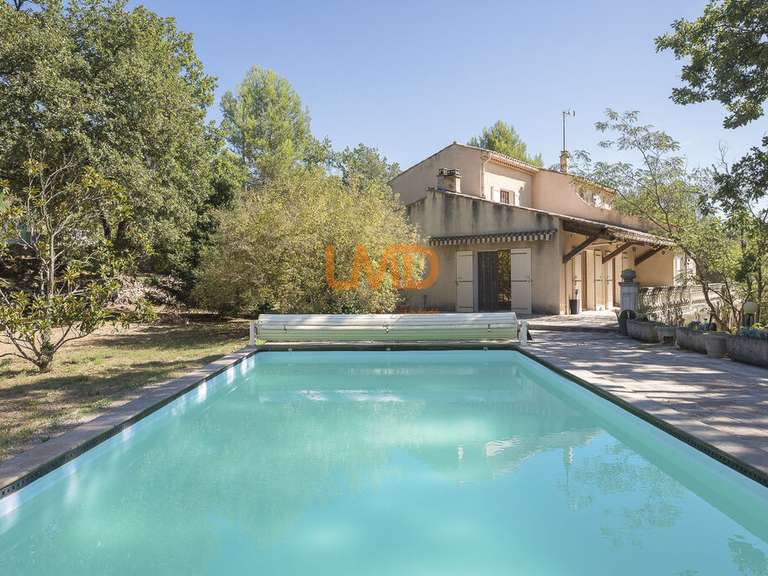 House Flassans-sur-Issole - 5 bedrooms - 210m²