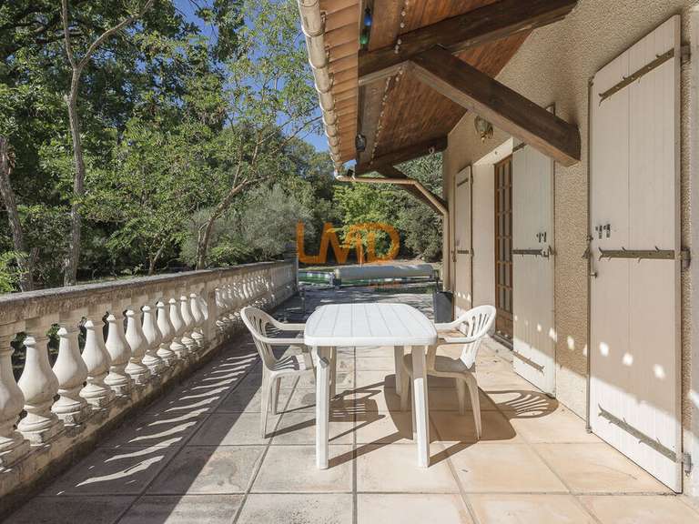 House Flassans-sur-Issole - 5 bedrooms - 210m²