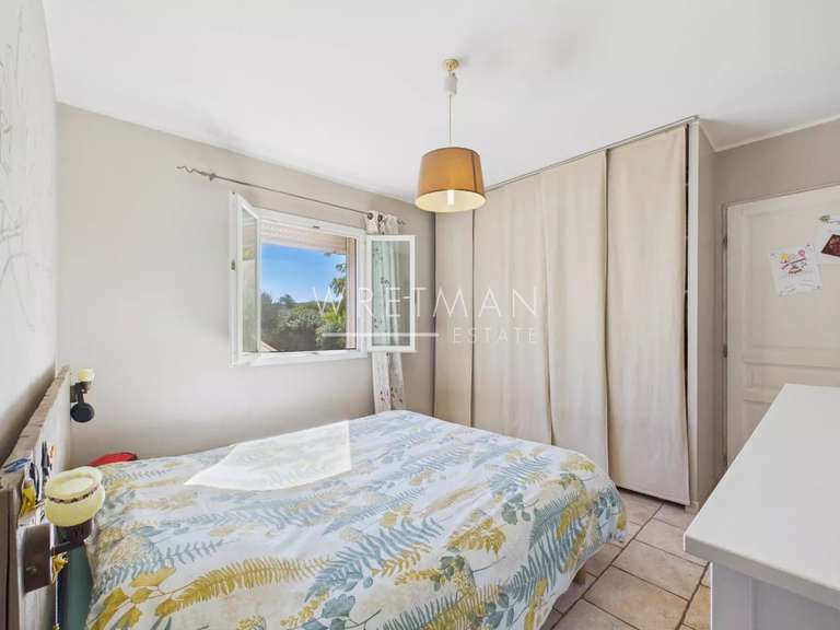 Villa Flassans-sur-Issole - 4 chambres - 163m²