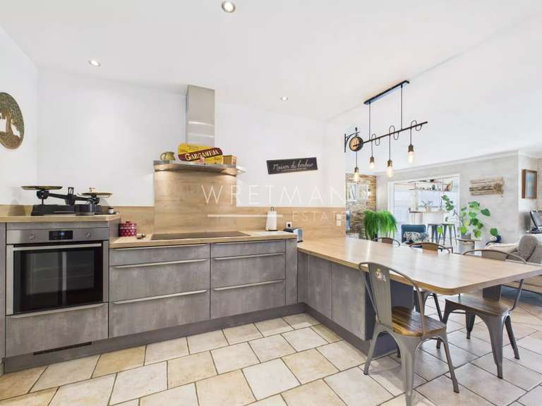 Villa Flassans-sur-Issole - 4 chambres - 163m²