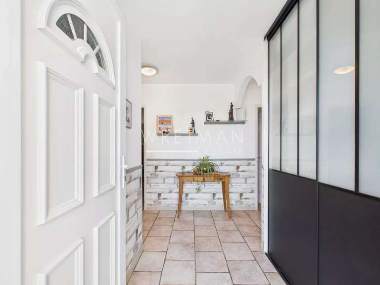Villa Flassans-sur-Issole - 4 chambres - 163m²
