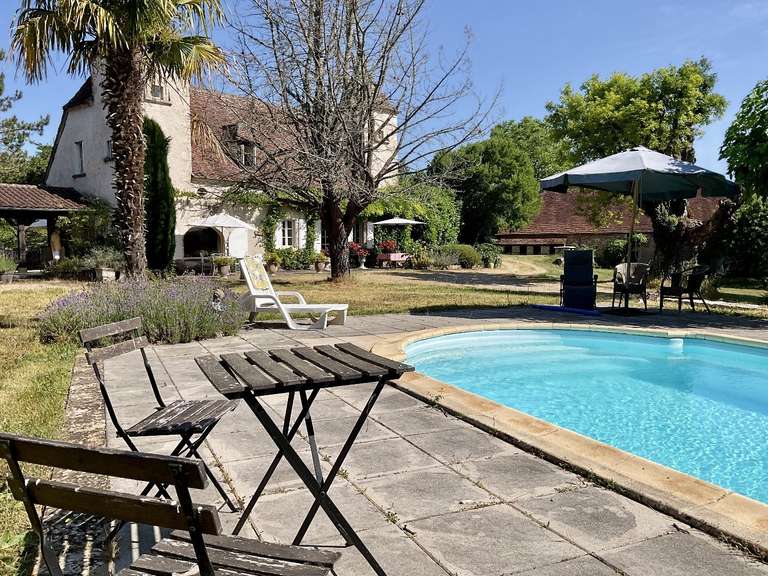 House Flaujac-Gare - 6 bedrooms - 300m²