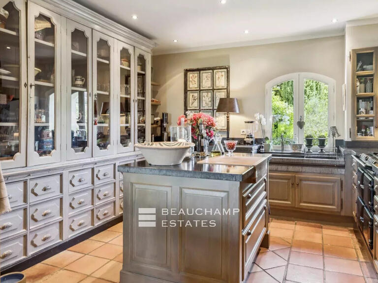 Maison Flayosc - 6 chambres - 375m²