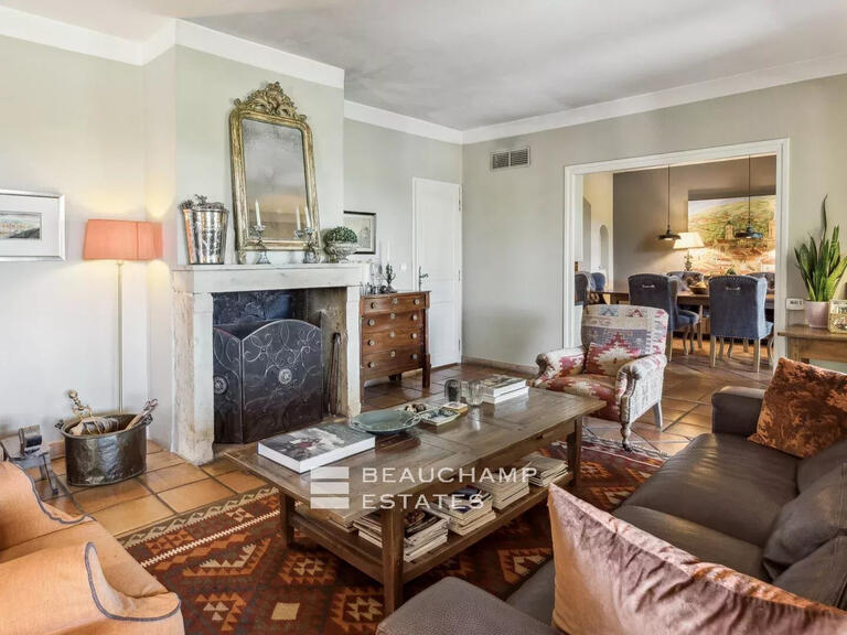 Maison Flayosc - 6 chambres - 375m²