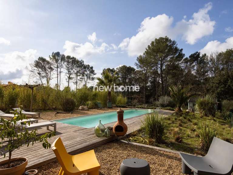 Maison Flayosc - 3 chambres - 122m²