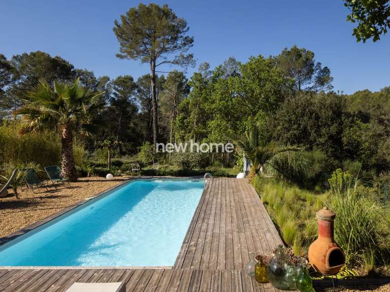 Maison Flayosc - 3 chambres - 122m²