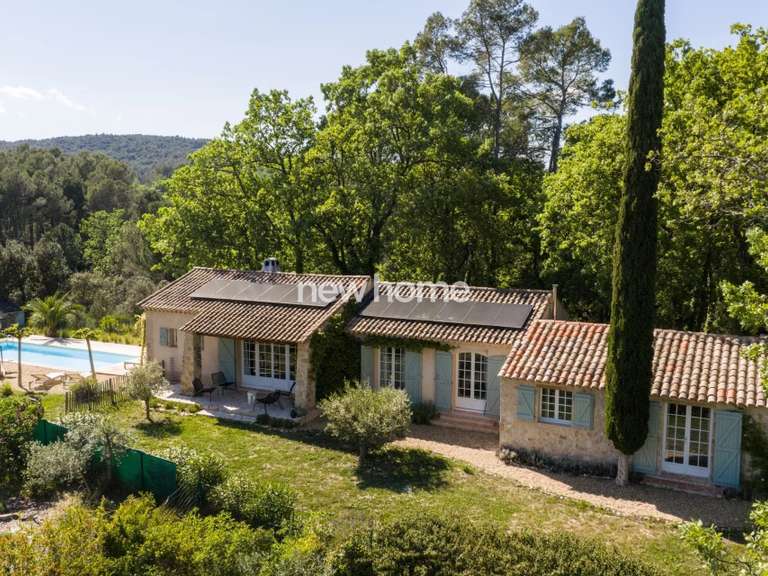 Maison Flayosc - 3 chambres - 122m²