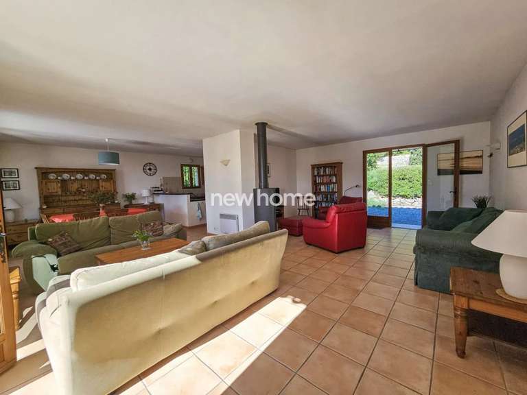 Maison Flayosc - 4 chambres - 236m²