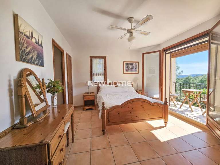 Maison Flayosc - 4 chambres - 236m²