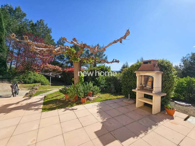 Maison Flayosc - 4 chambres - 236m²