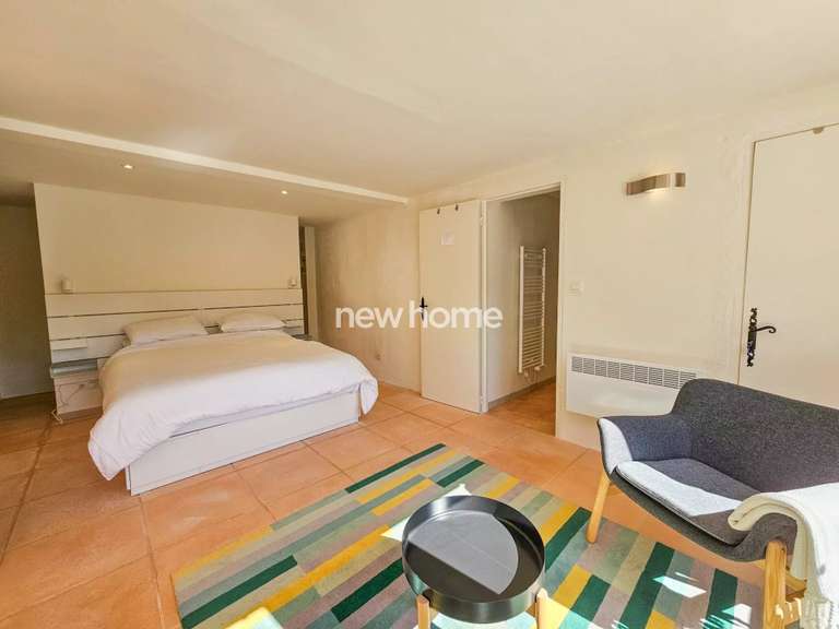 Maison Flayosc - 4 chambres - 236m²