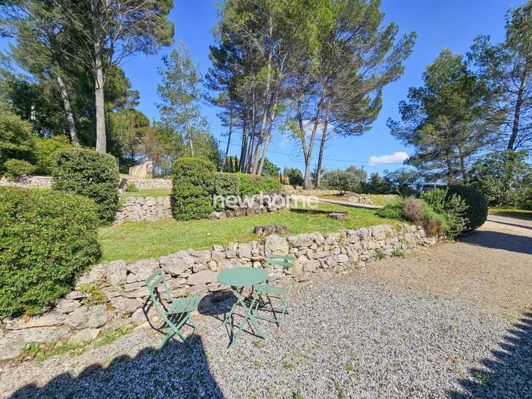 Maison Flayosc - 4 chambres - 236m²