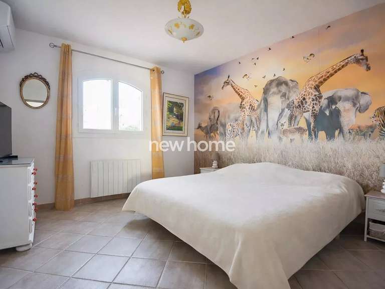 Maison Flayosc - 3 chambres - 207m²