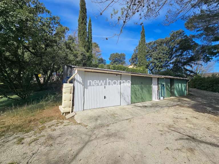 Maison Flayosc - 3 chambres - 200m²