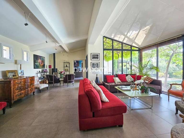 Maison Flayosc - 4 chambres - 206m²