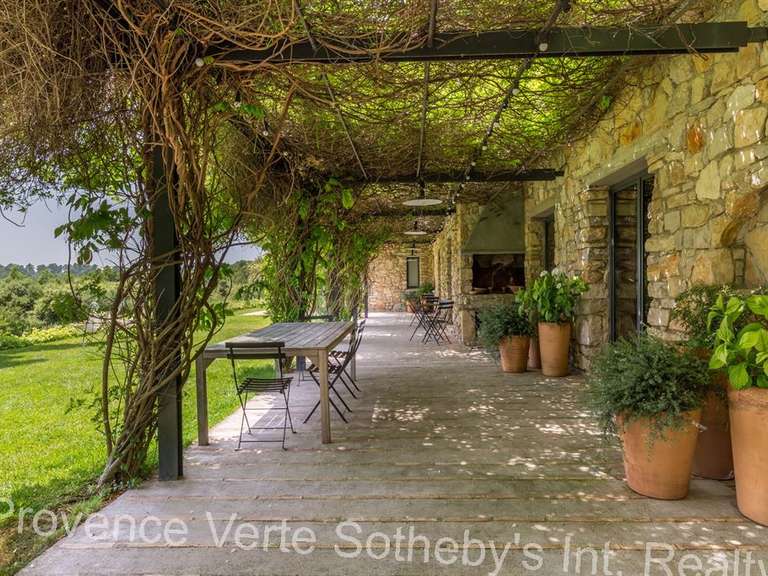 Property Flayosc - 600m²
