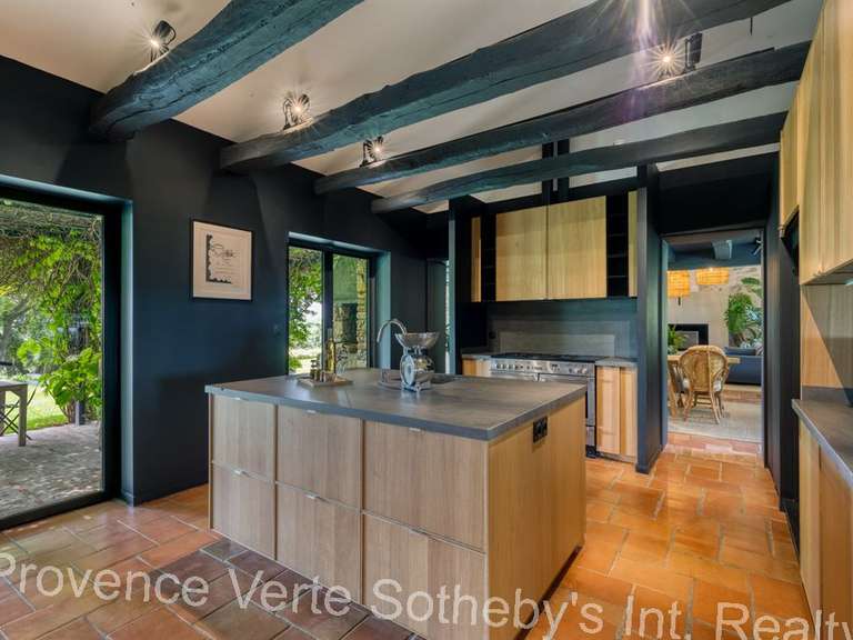 Property Flayosc - 600m²