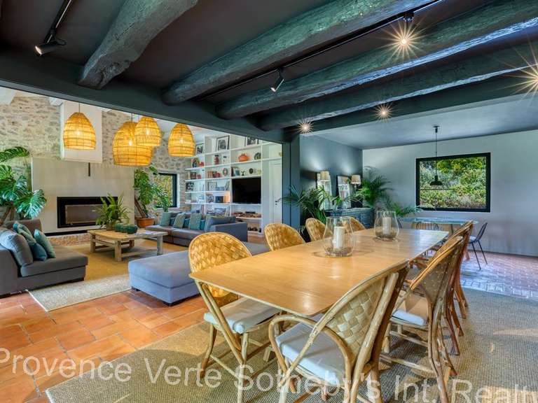 Property Flayosc - 600m²