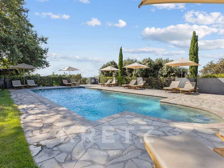 Propriété Flayosc - 10 chambres - 500m²