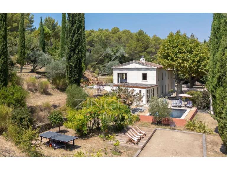 Propriété Flayosc - 5 chambres - 350m²
