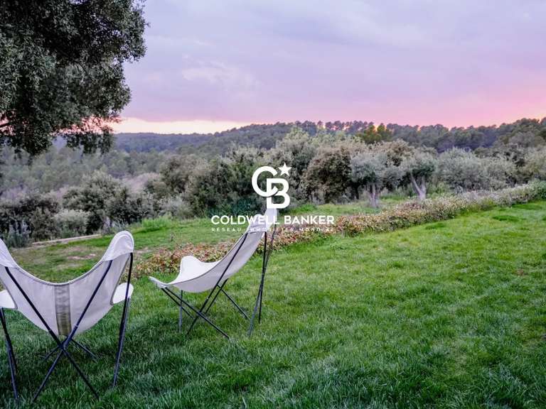 Propriété Flayosc - 8 chambres - 1285m²