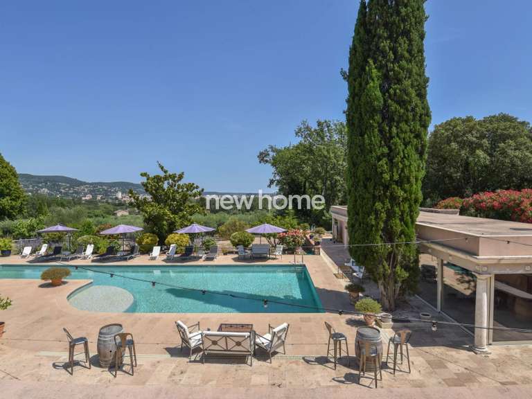 Propriété Flayosc - 6 chambres - 440m²