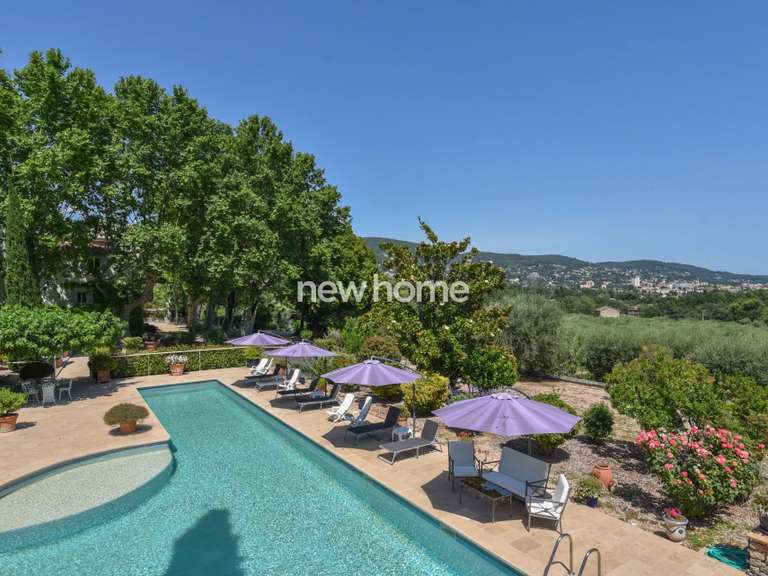 Propriété Flayosc - 6 chambres - 440m²