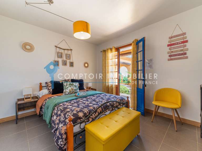 Villa Flayosc - 4 chambres - 263m²