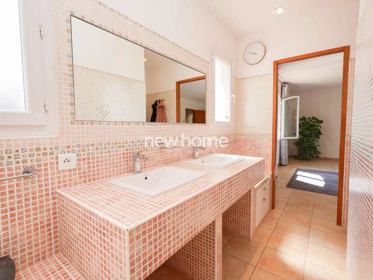 Villa Flayosc - 4 bedrooms - 205m²